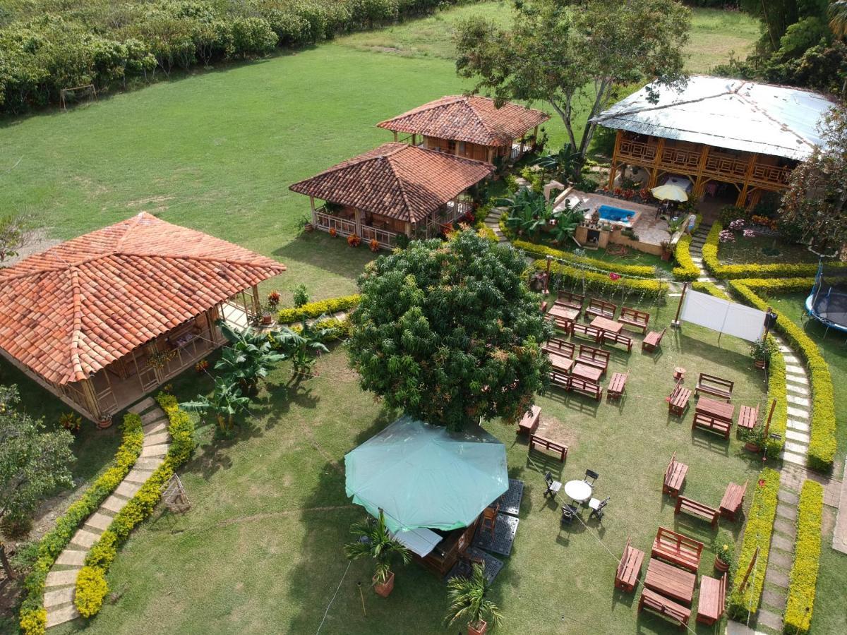 Hotel campestre campos verdes Roldanillo Exterior foto